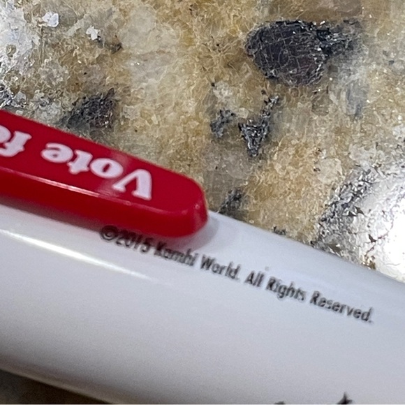 Laughing Hillary Clinton Political Ink Pen gag gift Hillary 4 President Novelty - Picture 4 of 6